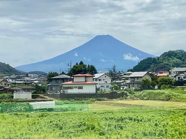 豬家四口的七天六夜日本行：Day3+Day4 - 來去山梨縣