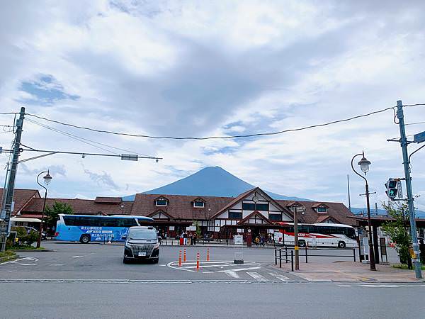 豬家四口的七天六夜日本行：Day3+Day4 - 來去山梨縣