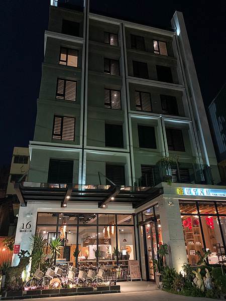 網紅打卡文旅!彰化賞花中繼站 !工業風ｘ美式風「田中文旅」推