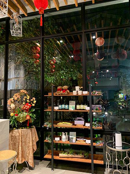 網紅打卡文旅!彰化賞花中繼站 !工業風ｘ美式風「田中文旅」推