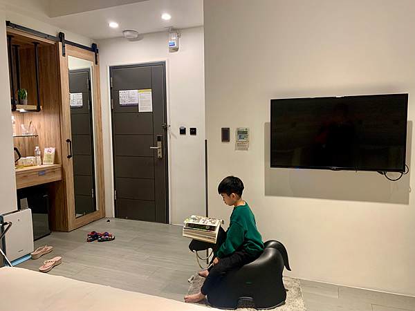 網紅打卡文旅!彰化賞花中繼站 !工業風ｘ美式風「田中文旅」推