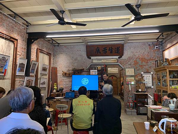 網紅打卡文旅!彰化賞花中繼站 !工業風ｘ美式風「田中文旅」推