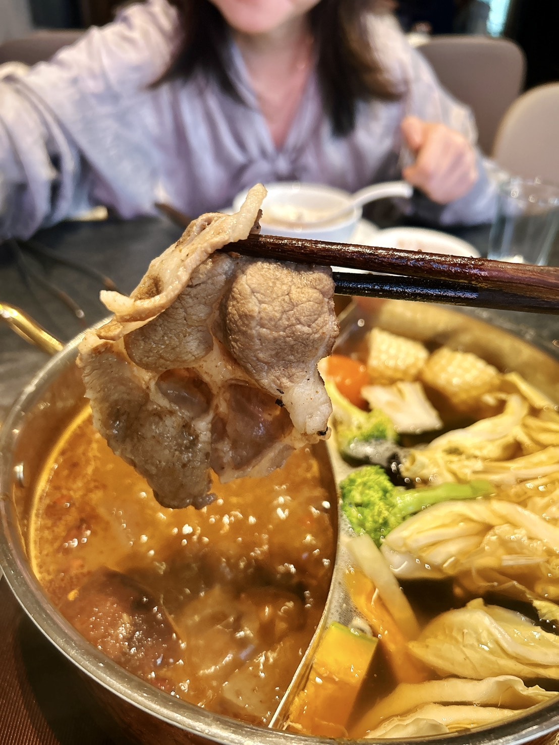 台北大稻埕美食 | 百年老宅大啖麻辣鍋 ! 老撈麻辣火鍋2店 X 順天外科醫院 by 豬圈圈樂活趣 - 第19張圖 台北大稻埕美食 | 百年老宅大啖麻辣鍋 ! 老撈麻辣火鍋2店 X 順天外科醫院 by 豬圈圈樂活趣