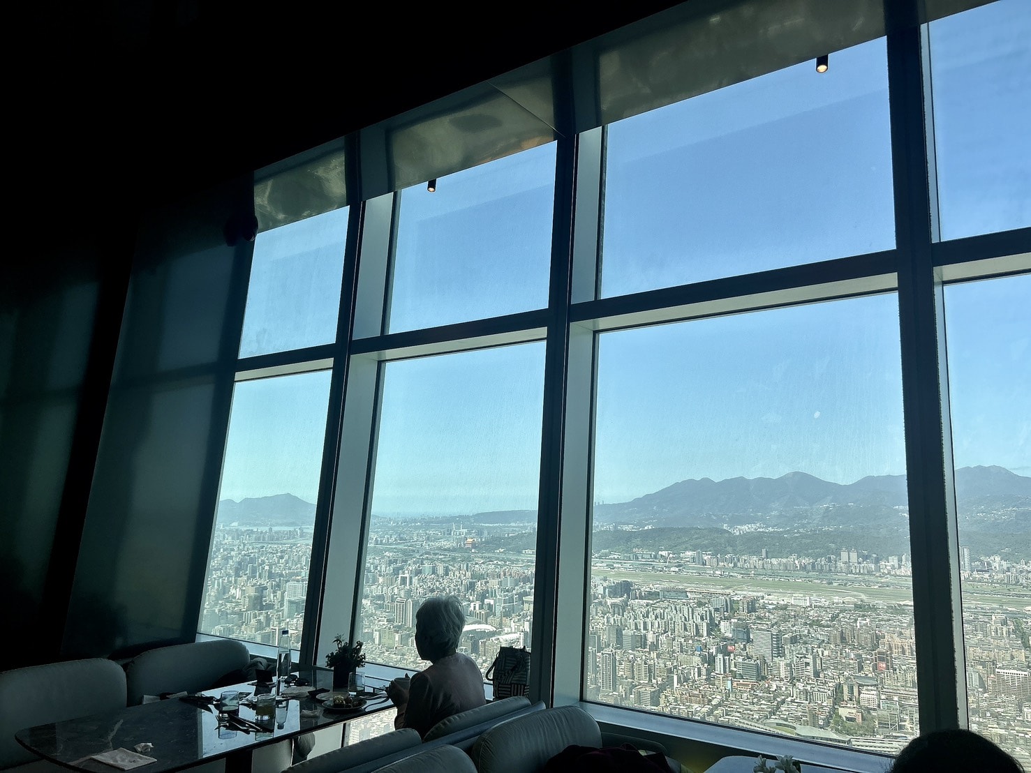 2026台灣Buffet界天花板「饗 A Joy」美食攻略資訊。從台灣各地到世界馳名的珍饈,台北101高空86樓饗探索!from 豬圈圈樂活趣 - 第97張圖 2026台灣Buffet界天花板「饗 A Joy」美食攻略資訊。從台灣各地到世界馳名的珍饈,台北101高空86樓饗探索!from 豬圈圈樂活趣